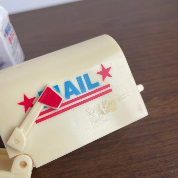 LaVie Mailbox Decorative Stamp Dispenser - Picture 4 of 8